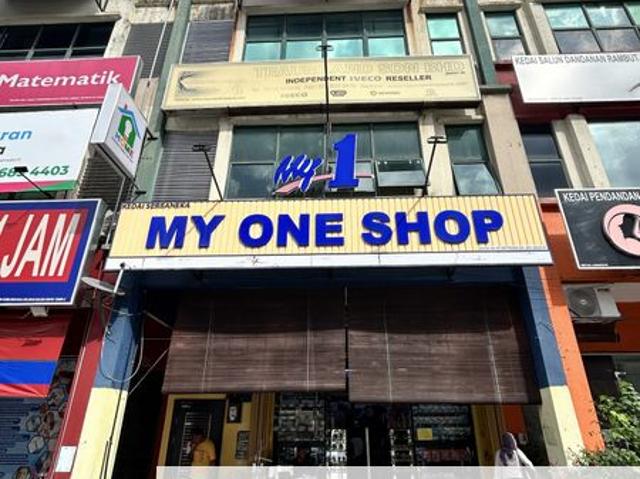 Shop for rent in Petaling, Damansara Damai