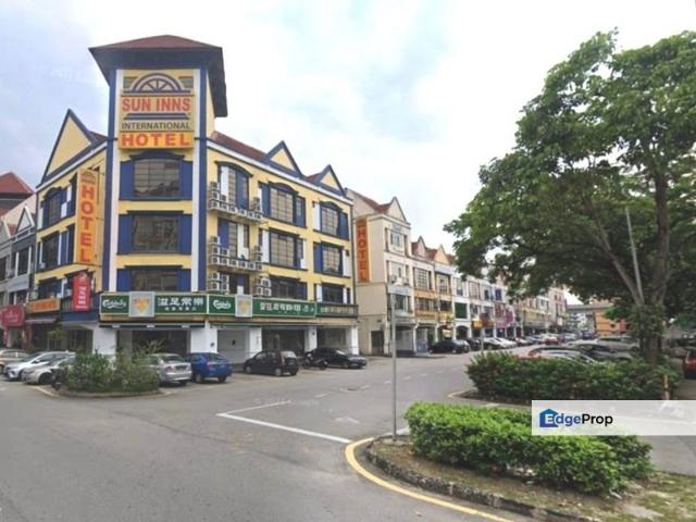 Shop for rent in Petaling, Damansara Damai