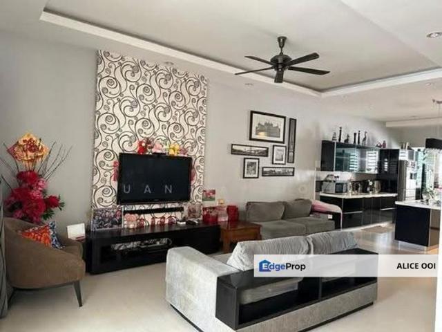 House for sale in Barat Daya, George Town