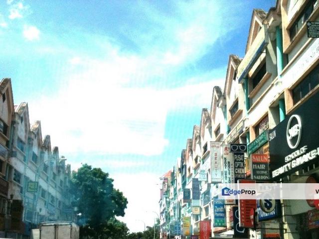 Shop for rent in Petaling, Subang Jaya