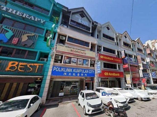 Shop for sale in PJS 11, Majlis Bandaraya Subang Jaya