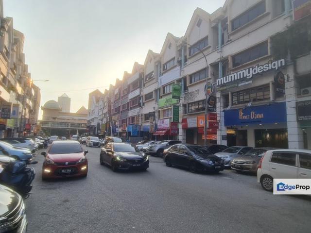 Shop for sale in Petaling, Subang Jaya