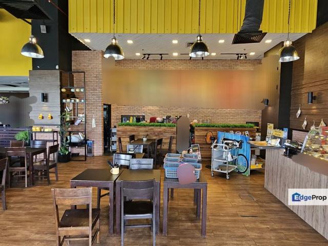 Shop for rent in Petaling, Subang Jaya