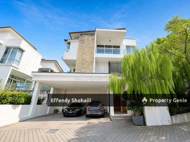 Bungalow for sale in Selangor