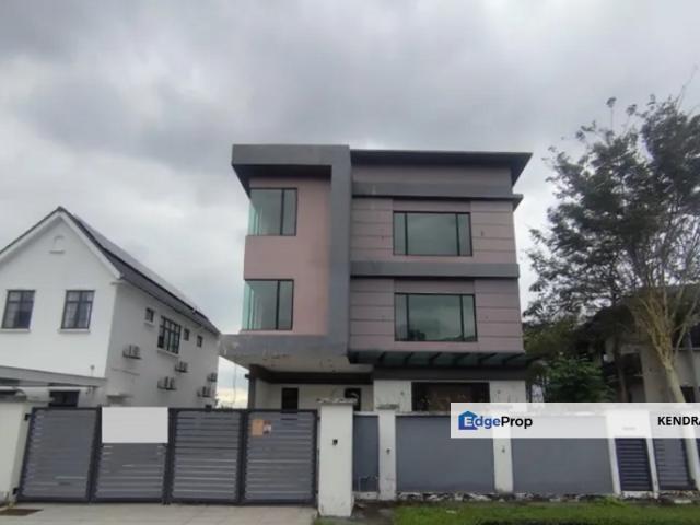 House for sale in Petaling, Damansara Damai