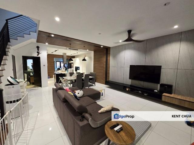 House for sale in Country Heights Damansara, Kuala Lumpur
