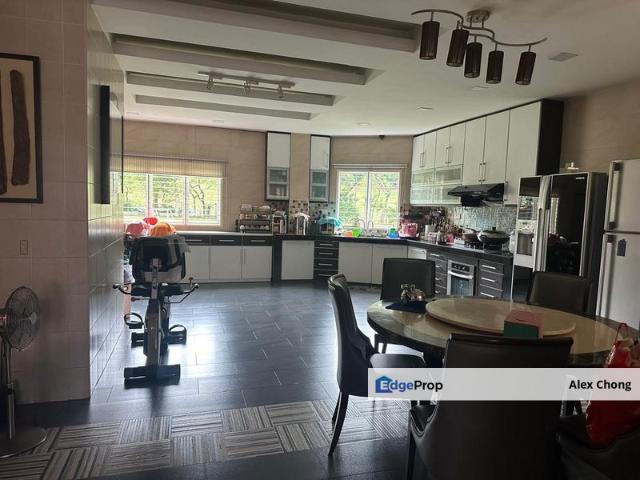 House for sale in Country Heights Damansara, Kuala Lumpur