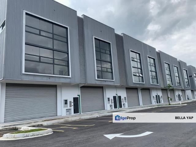 Warehouse for rent in Petaling, Alam Impian