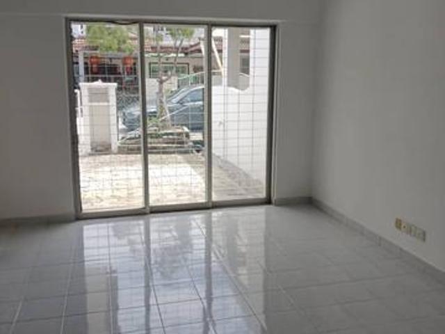 Terraced House for rent in Barat Daya, George Town