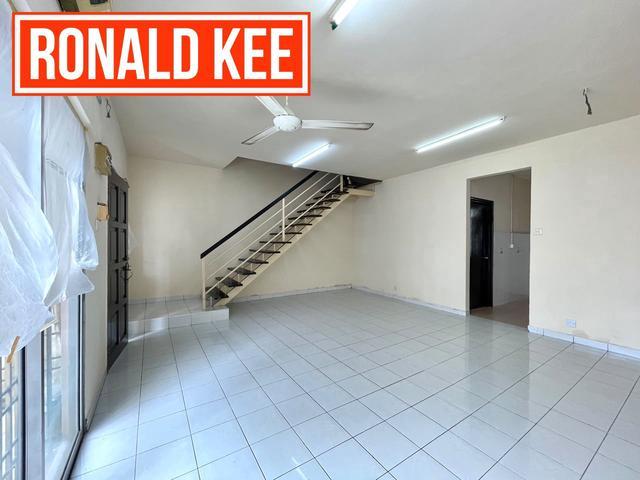 Terraced House for sale in Barat Daya, George Town