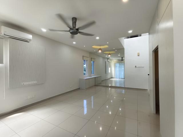 Townhouse for sale in Wellesley, Penang