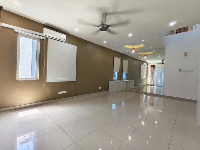 Townhouse for sale in Wellesley, Penang