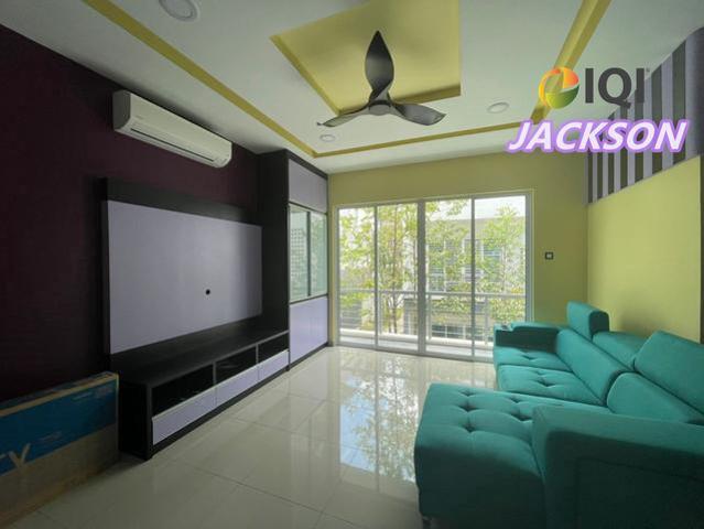 Townhouse for rent in Wellesley, Penang
