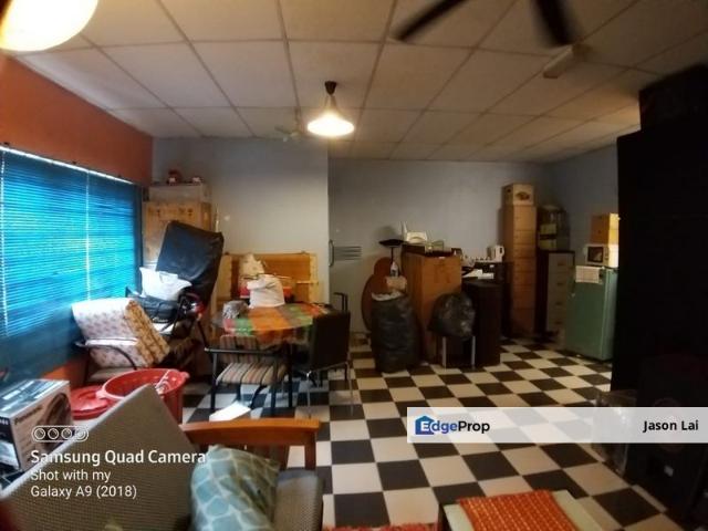 Shop for sale in PJU 1, Petaling Jaya