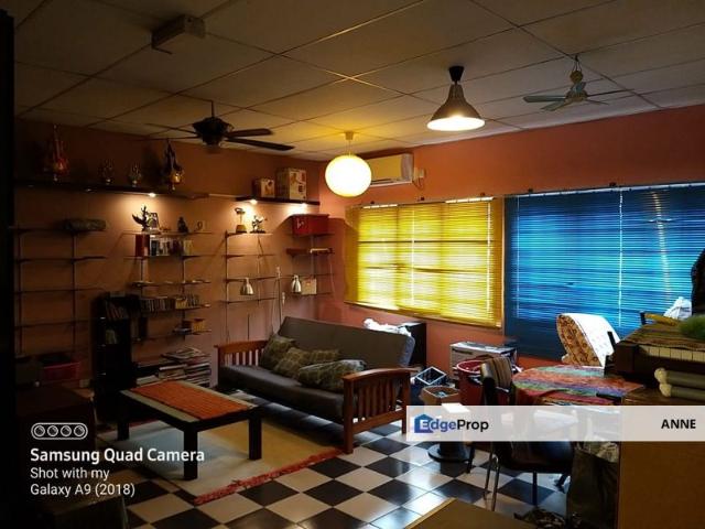 Shop for sale in Petaling, Damansara Damai