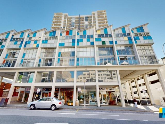 Office for sale in Cockburn, Western Australia