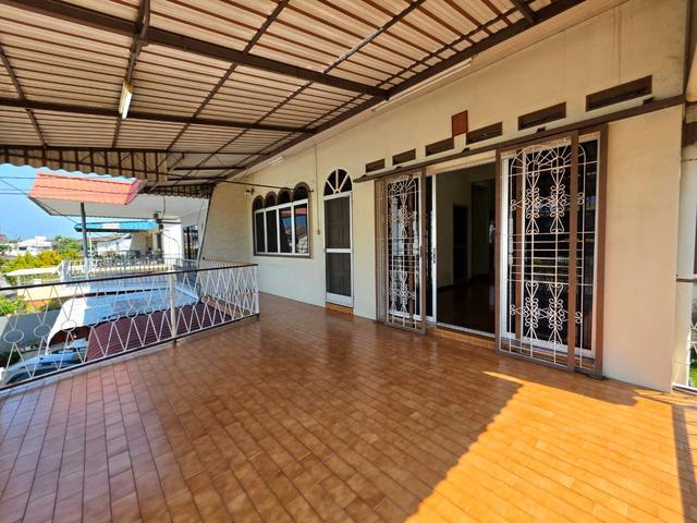 Residential House for sale in Malaka