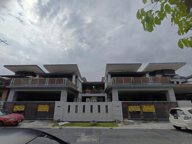 Residential House for sale in Kajang, Langat