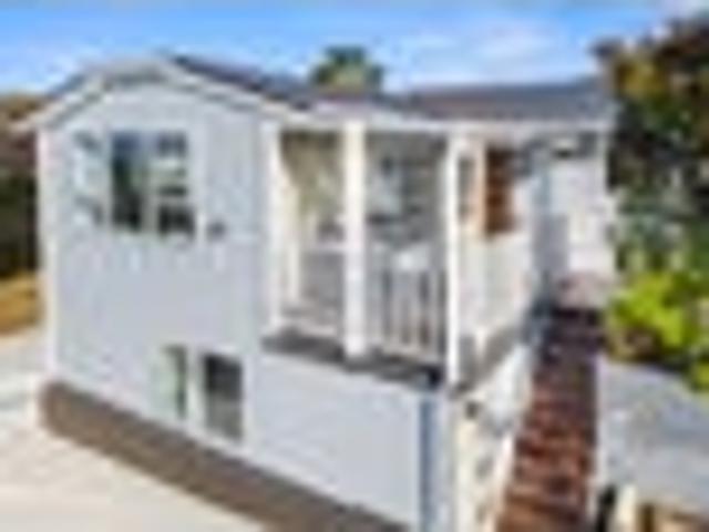 House for sale in Hillsborough, Oroua County