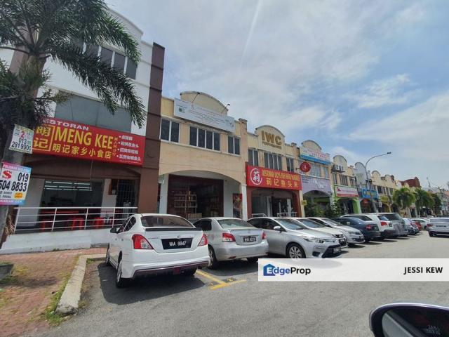 Shop for sale in Kajang, Langat