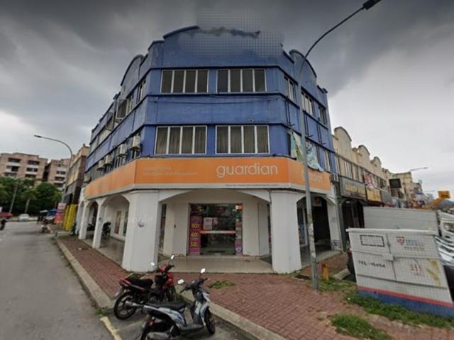 Shop for sale in Kajang, Langat