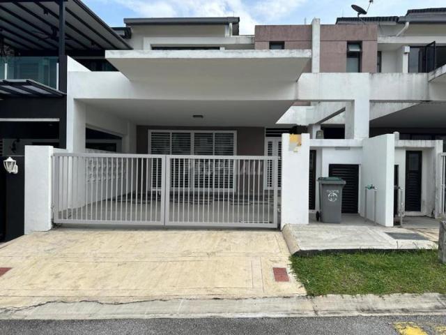 Apartment for rent in Sendayan Village, Negeri Sembilan
