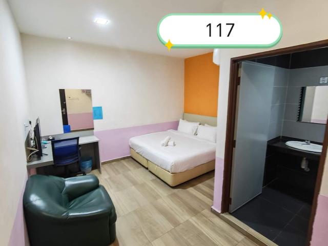 Room for rent in Country Heights Damansara, Kuala Lumpur