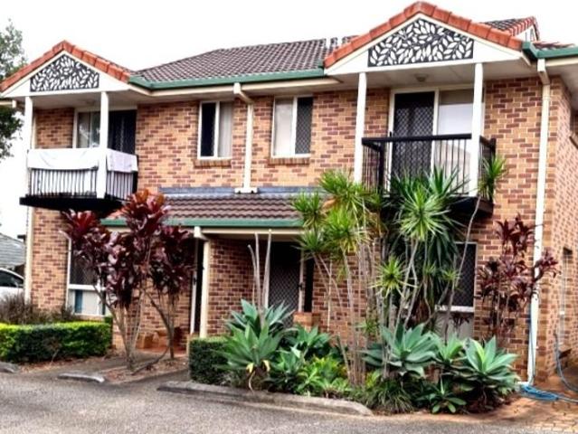 Townhouse for rent in Toombul, Queensland