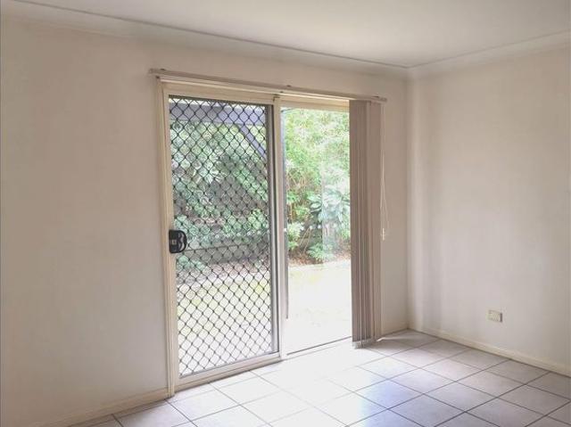 Townhouse for rent in Toombul, Queensland
