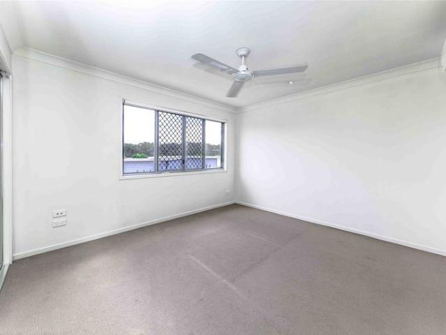 Townhouse for rent in Chermside West, City of Brisbane