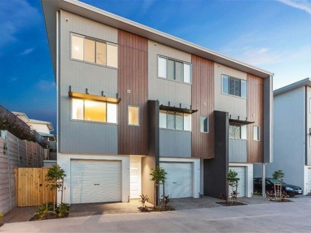 Townhouse for rent in Outlook Chermside, City of Brisbane
