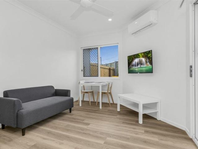Granny Flat for rent in Methul, Queensland