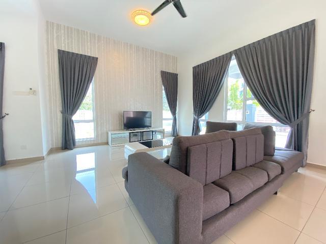 Residential House for sale in Malaka