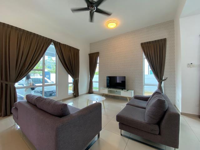 Terraced House for rent in Malaka
