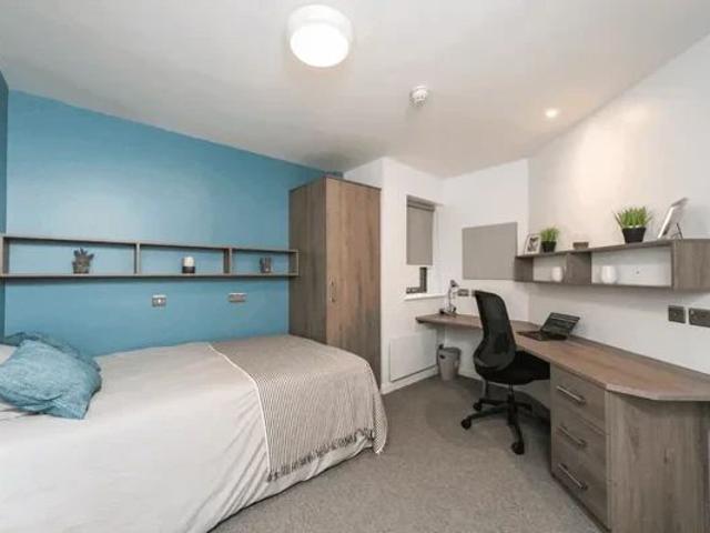 Studio for rent in Newtown, Reading