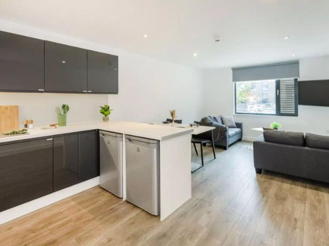 Studio for rent in St. Mildred's, The Bridge