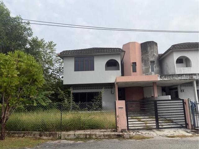 Residential House for sale in Kuantan, Pahang