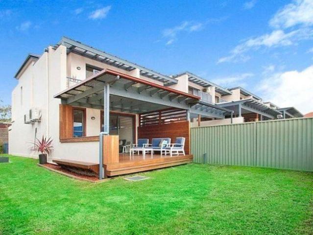 Townhouse for rent in Sydney, New South Wales