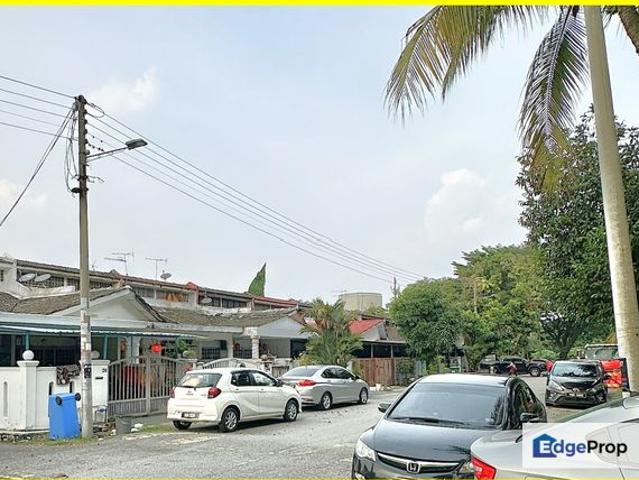 House for sale in Country Heights Damansara, Kuala Lumpur
