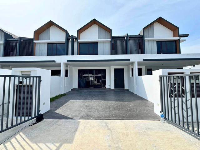 Terraced House for sale in Tanjong Sepat, Selangor
