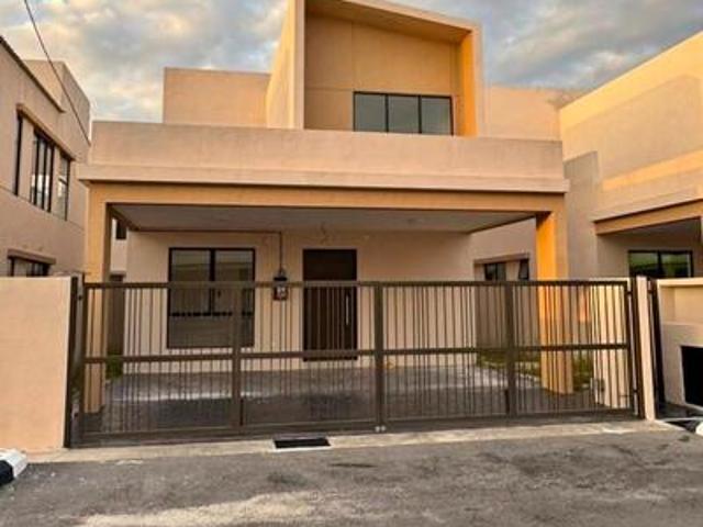 Terraced House for sale in Sendayan Village, Negeri Sembilan