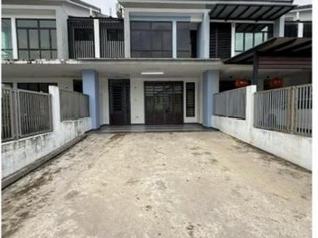 Terraced House for sale in Ulu Tiram, Johor