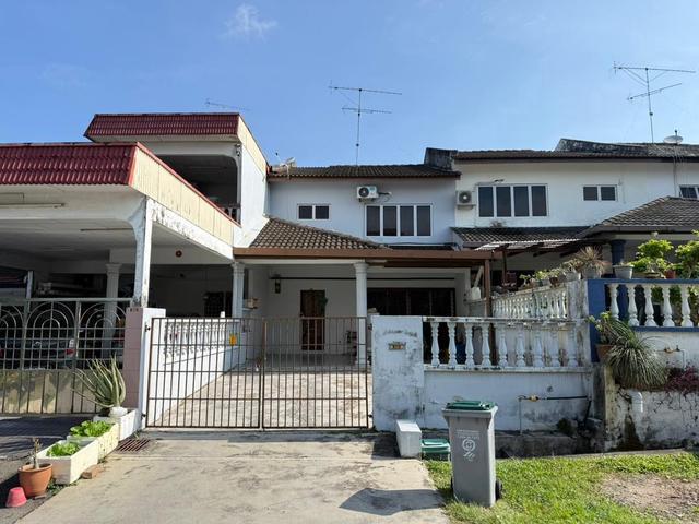 Terraced House for sale in Batu Pahat, Johor