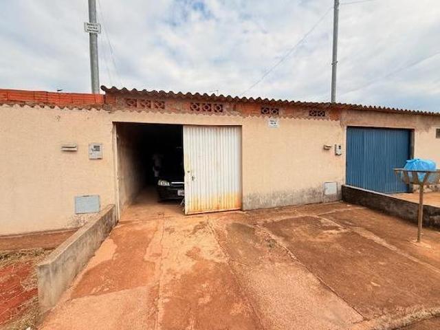 Casa venda em Região Geográfica Imediata de Águas Lindas de Goiás, Região Integrada de Desenvolvimento do Distrito Federal e Entorno