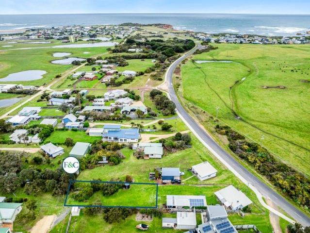Land for sale in Peterborough, Victoria
