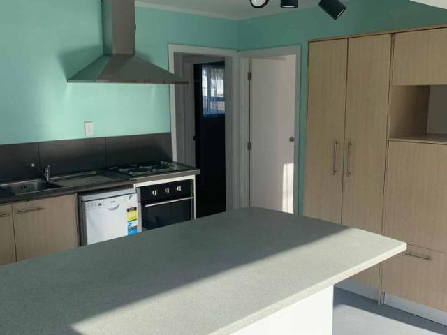 House for rent in Chaslands, Canterbury