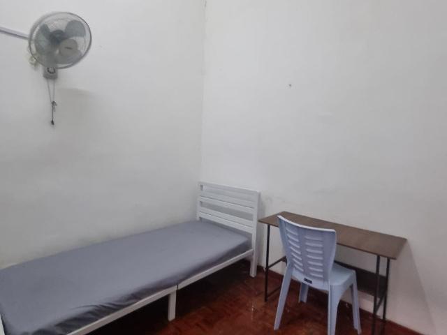 Room for rent in Petaling, Alam Impian