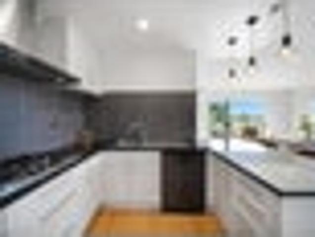 House for sale in Awhitu