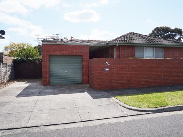 Townhouse for rent in Camerons Creek, Victoria