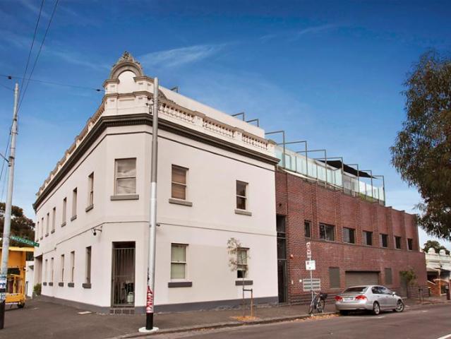 Apartment for rent in Carlton North